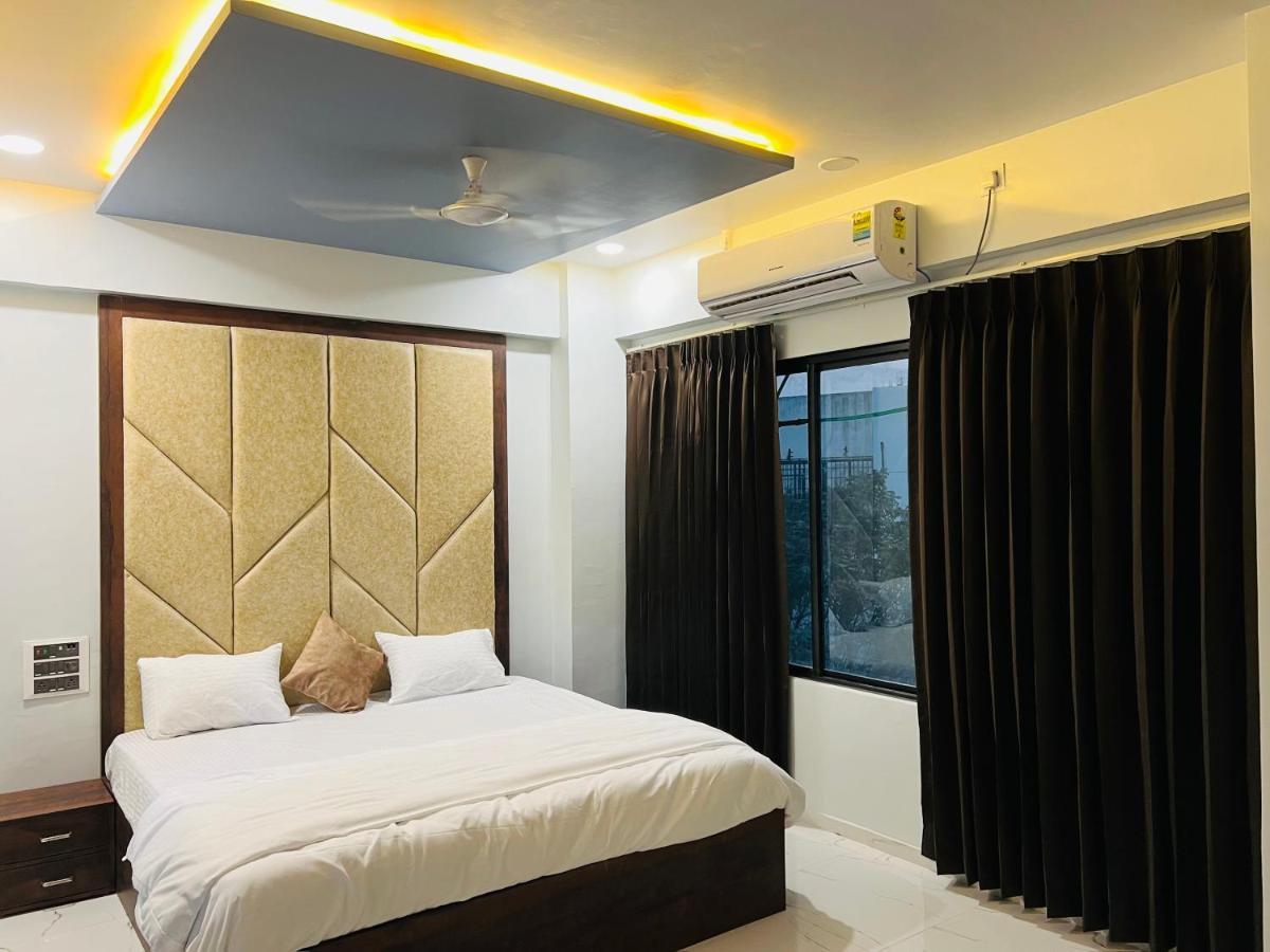 Hotel New City Light Сурат Экстерьер фото