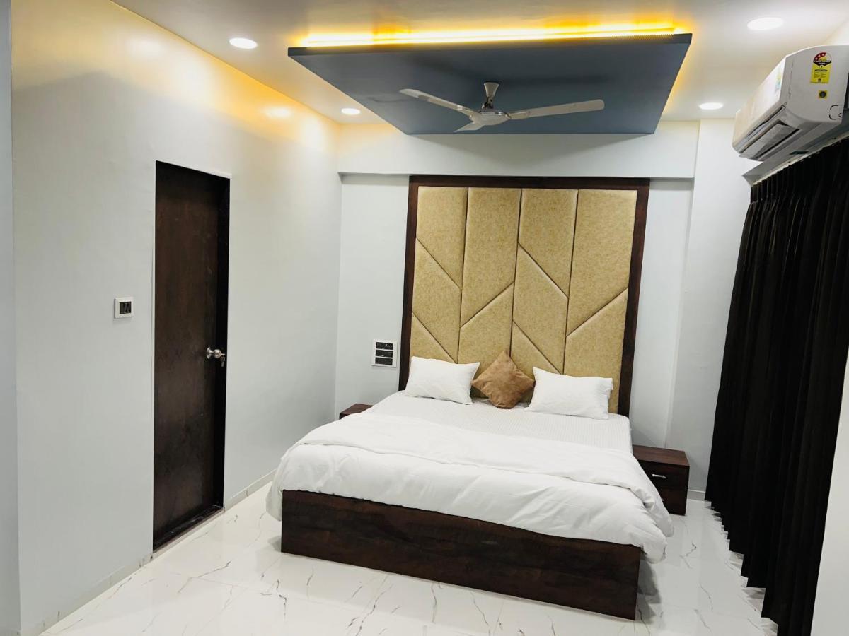 Hotel New City Light Сурат Экстерьер фото
